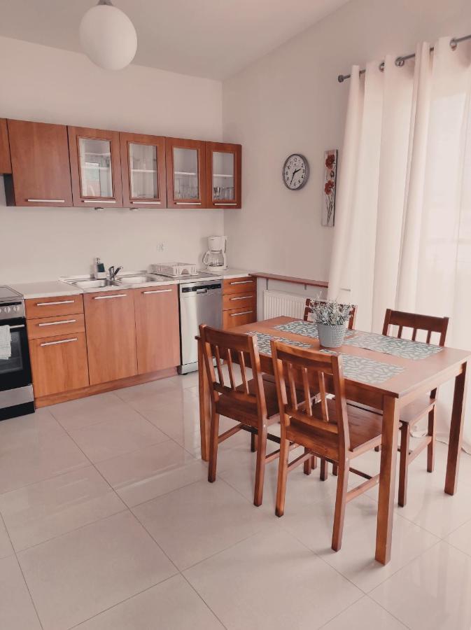 Apartament Beskidzki Relax อุสทรอน ภายนอก รูปภาพ