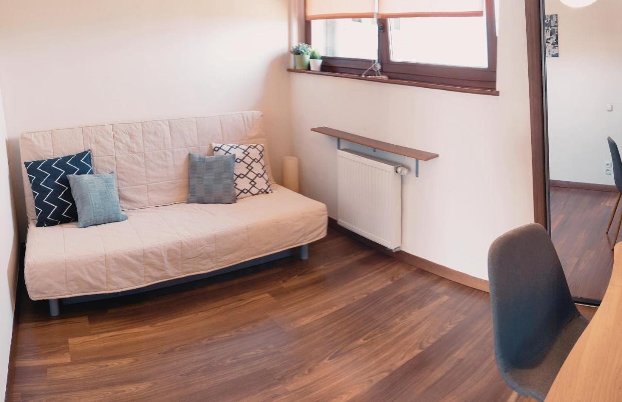 Apartament Beskidzki Relax อุสทรอน ภายนอก รูปภาพ